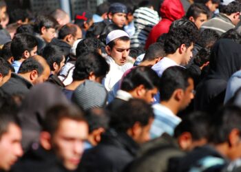 الثابت والمتغير: انفلات المعايير وآمال التغيير