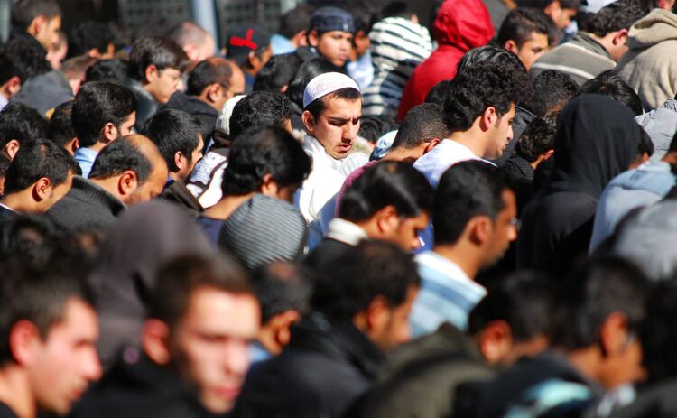 الثابت والمتغير: انفلات المعايير وآمال التغيير