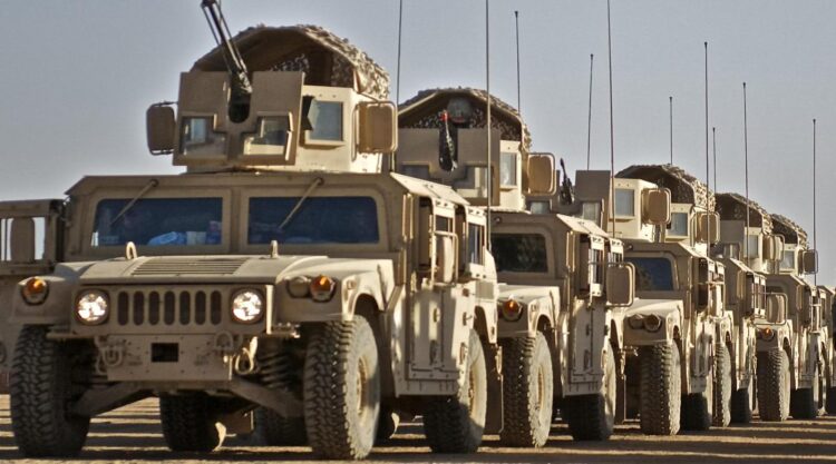 يزيد صايغ: مستقبل السلطوية العسكرية في 4 بلدان عربية