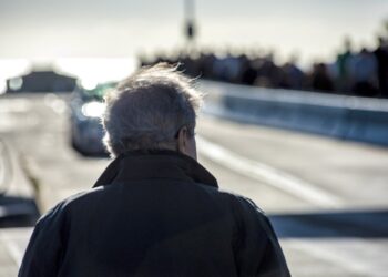 نمط الحياة الامتلاكي ونمط الحياة الوجودي