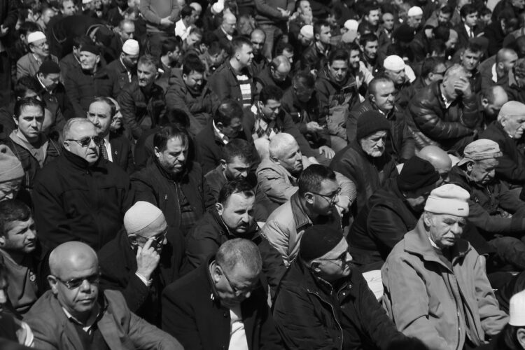 مؤدلجون ومتصوفون (أنثروبولوجيا التغيير في الخطاب الإسلامي)