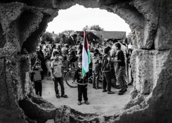 طوفان النموذج الانتفاضي المتجدد