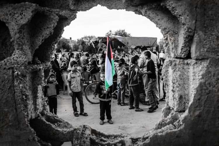 طوفان النموذج الانتفاضي المتجدد