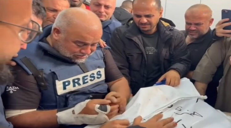 إسرائيل تقتل الصحفيين في غزة أمام مسمع ومرأى العالم: أين الغضب؟