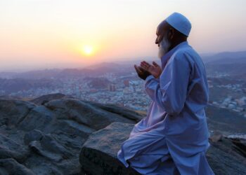 الحياة الروحية لا تتحقّق بلا صلة حيّة بالله