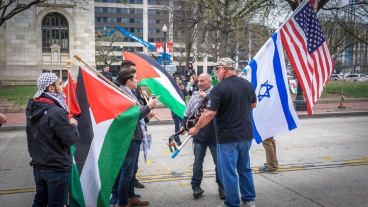 السياسات الأمريكية تشعل النار في الشرق الأوسط