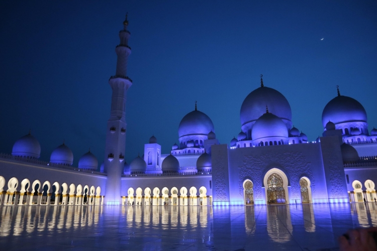 الحريات الفردية والإسلام: وهم التعارض