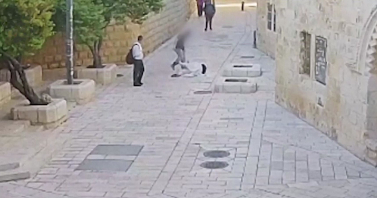 موجة عداء متنام ضد المسيحية في الأراضي الفلسطينية المحتلة